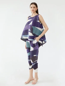 WEGE wege wege.ae wege.store shop e-commerce store online shopping UAE clothing store in UAE fashion sale today متجر اونلاين للتسوق للألبسة ويجي متجر ويجي ويجي امارات Korean Sets