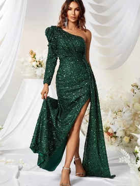 WEGE wege wege.ae wege.store shop e-commerce store online shopping UAE clothing store in UAE fashion sale today متجر اونلاين للتسوق للألبسة ويجي متجر ويجي ويجي امارات فساتين