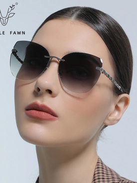 WEGE wege wege.ae wege.store shop e-commerce store online shopping UAE clothing store in UAE fashion sale today متجر اونلاين للتسوق للألبسة ويجي متجر ويجي ويجي امارات نظارات